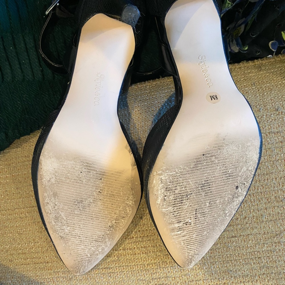 Style & Co. Black Snake Skin Leather Heels - Picture 5 of 5